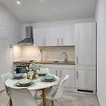 Happy House Vila *