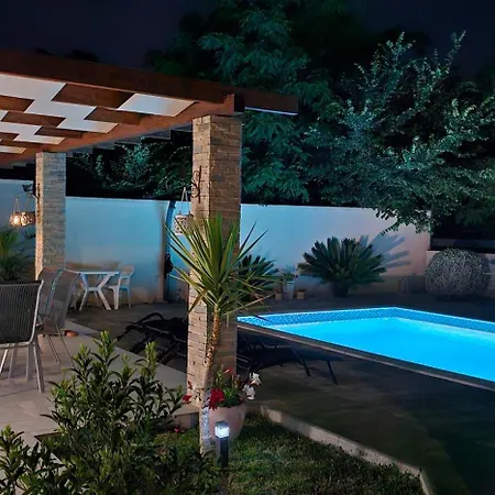 Happy House Willa Zadar